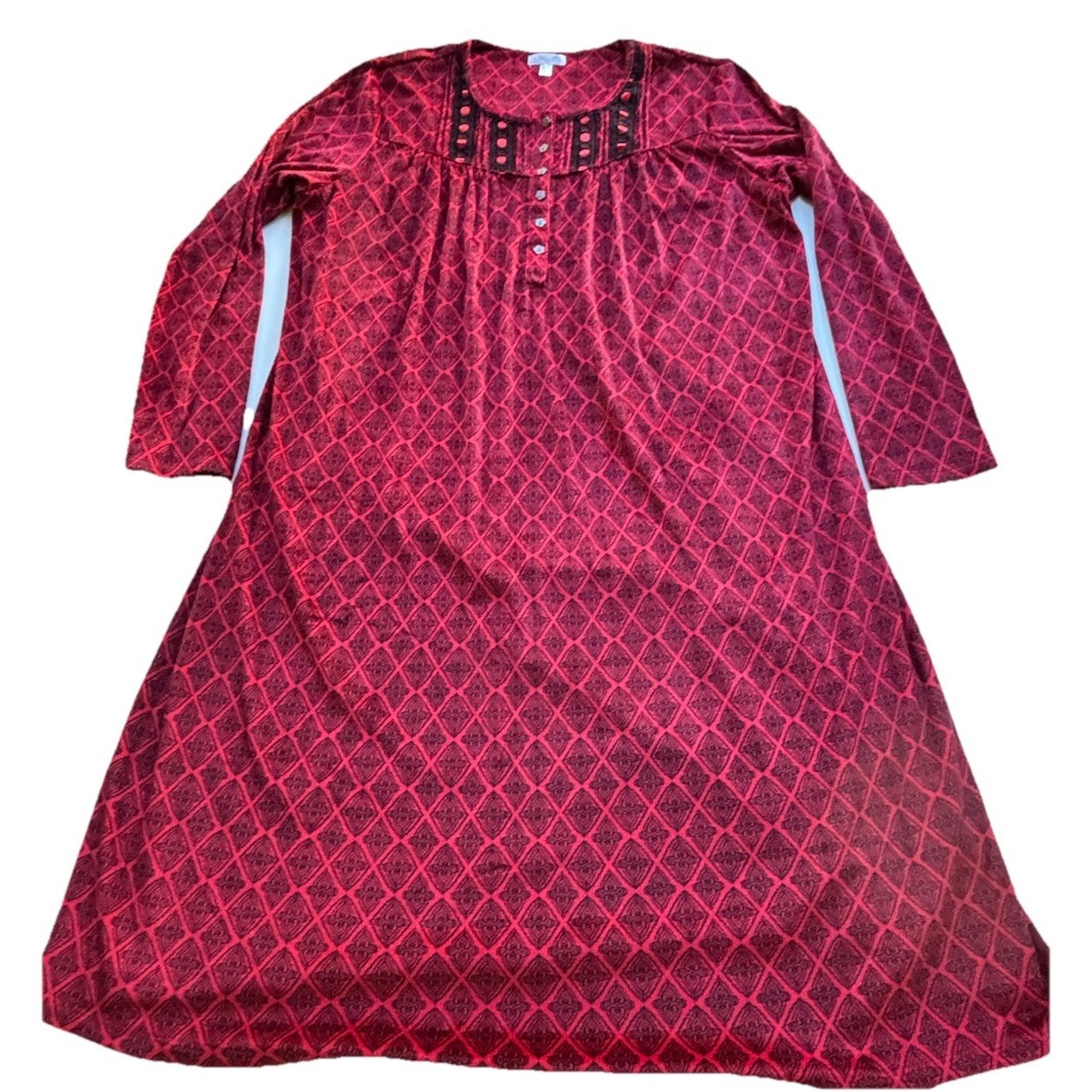 Women's Secret Treasures Long Warm Super Soft Red Black Nightgown Size Xl 16-18